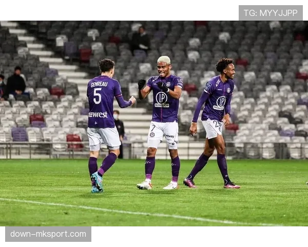 法甲2026赛季积分榜竞争激烈，中游球队崛起打破巴黎垄断